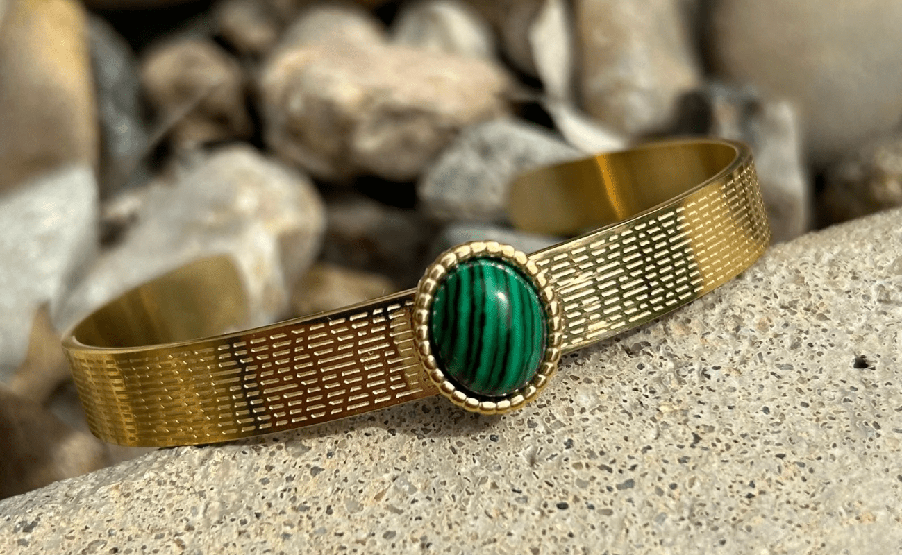 Microns in Gold Plating: A Measure of Quality and Durability - T. Randall Jewelry